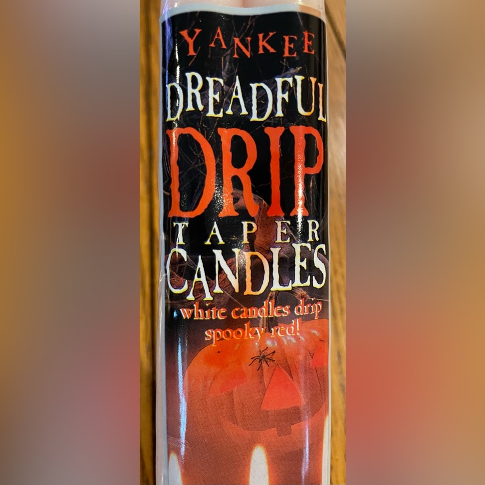 NWT YANKEE DREADFUL DRIP Taper Candles,white candles drip spooky red, 12 inch